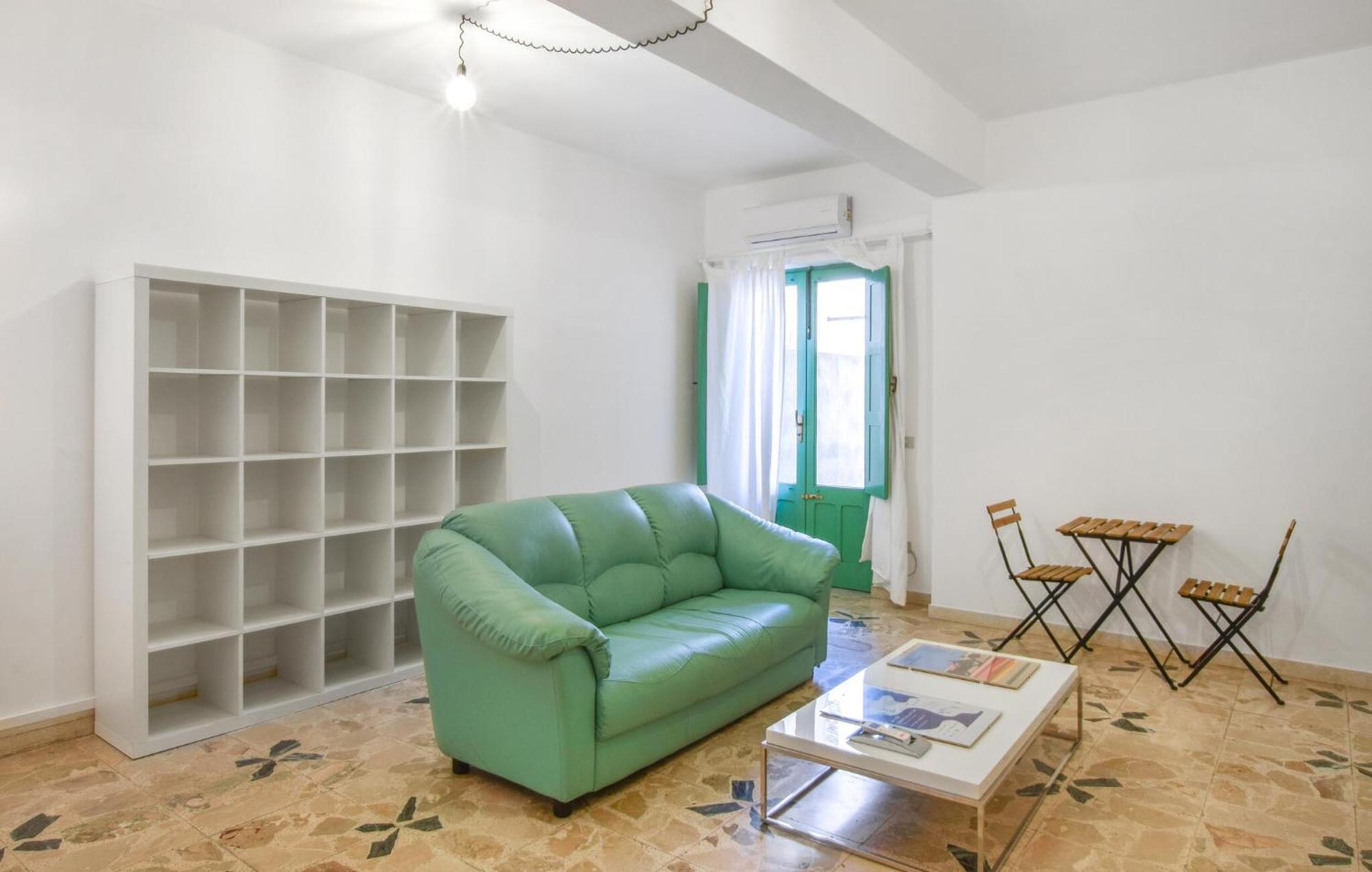 2 Bedroom Cozy Apartment In San Ferdinando Luaran gambar